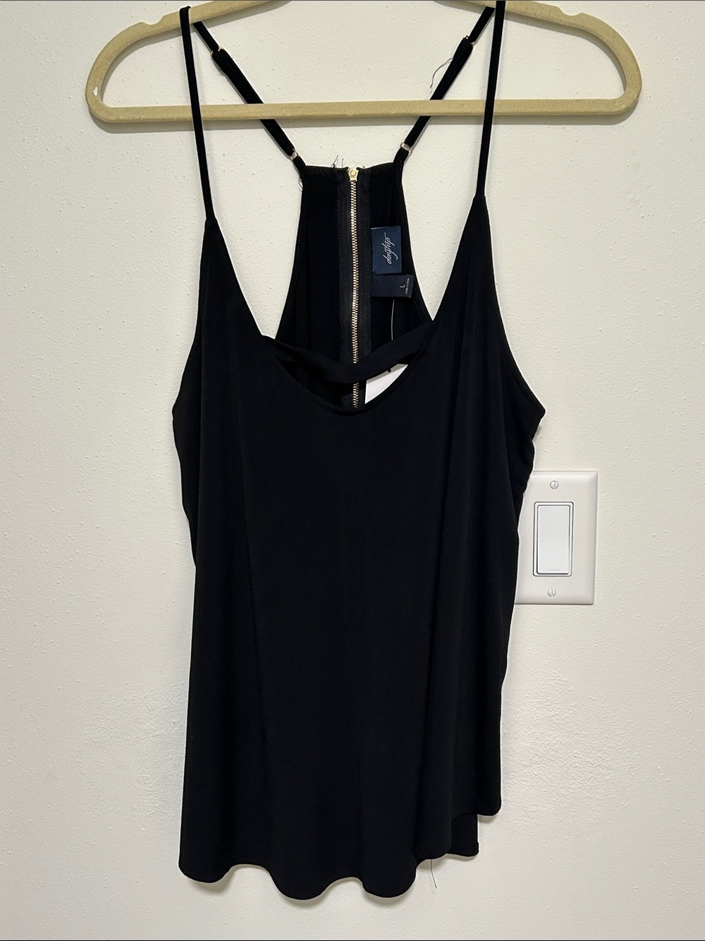 BKE Buckle Black Strappy Tank Top - gold zip back flyaway sexy summer Lg